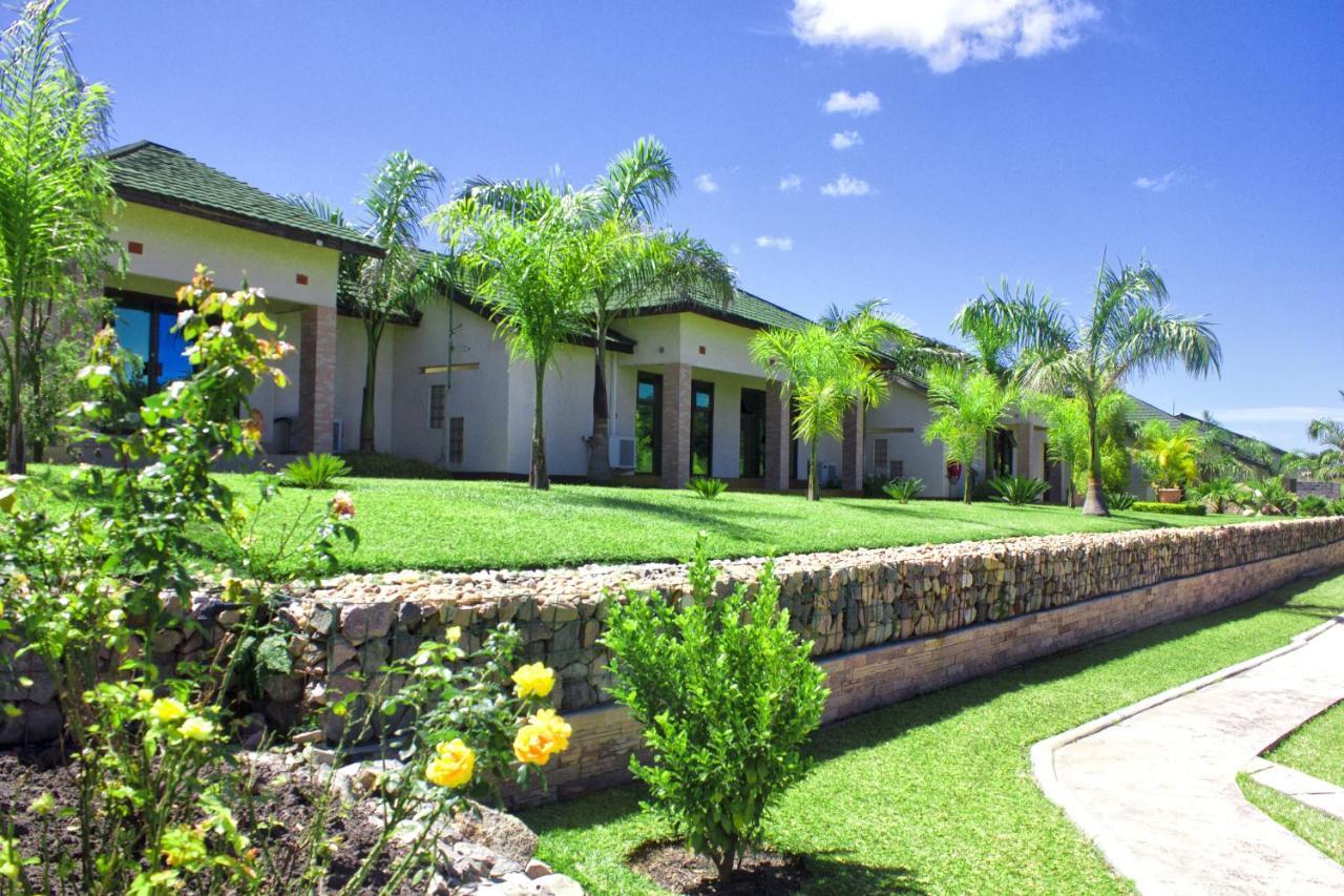 Icon Hotel Chingola Bagian luar foto
