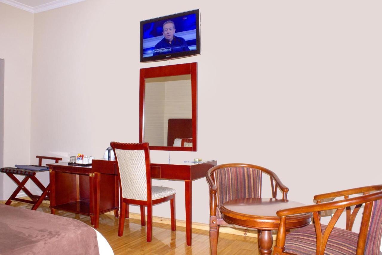 Icon Hotel Chingola Ruang foto